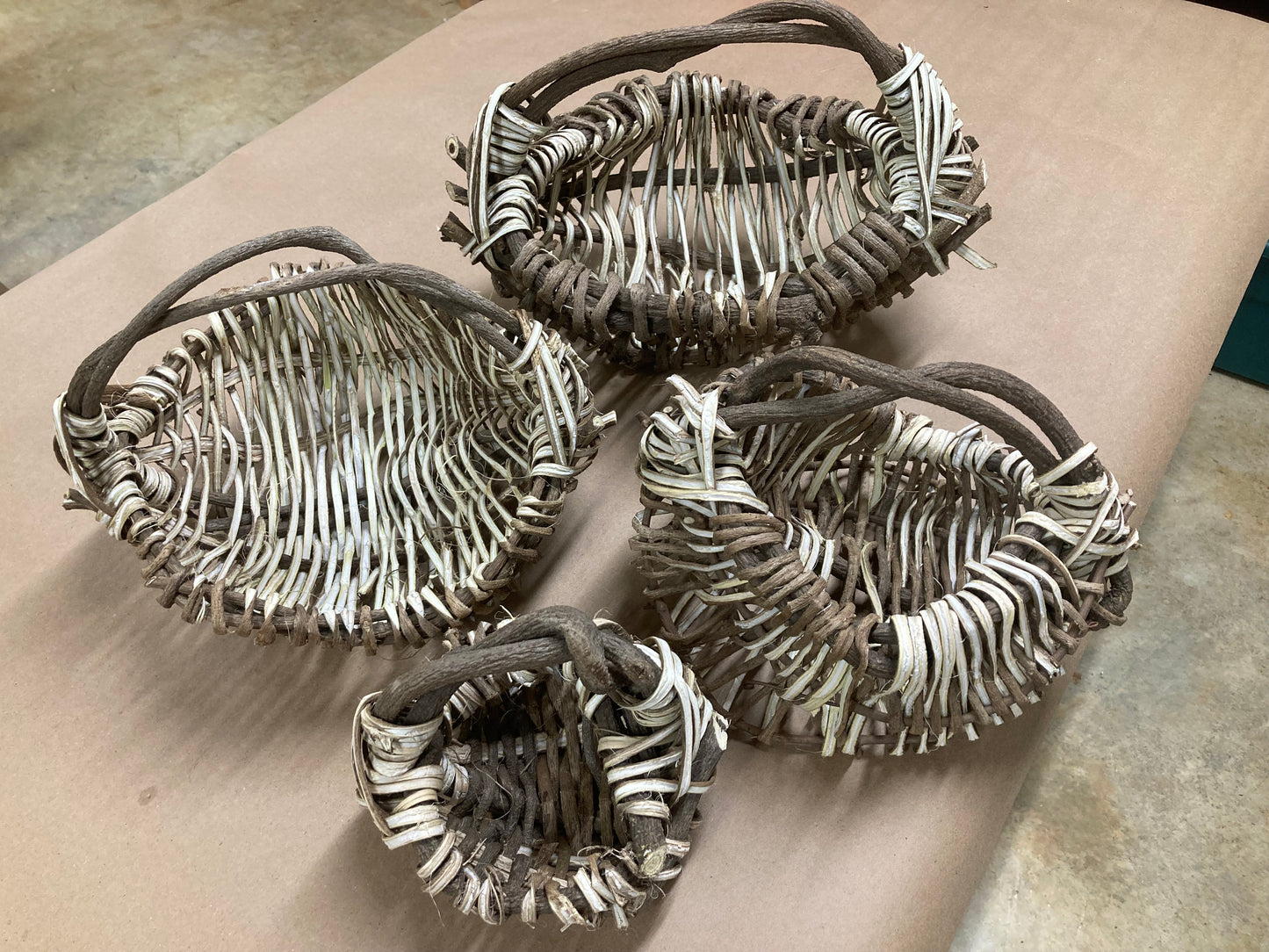 Weaving a Kudzu-Vine Egg Basket