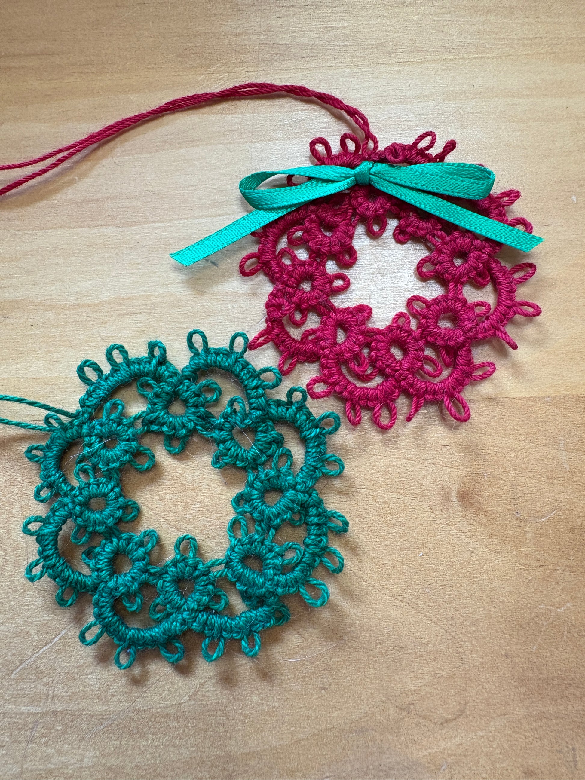 Tatting a Holiday Touch